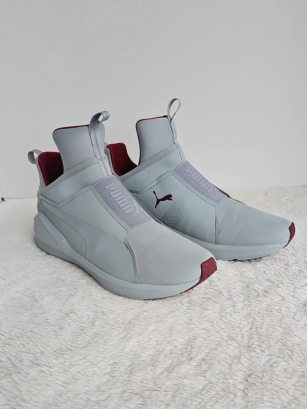PUMA Women's Fierce NBK Naturals Quarry Gray Burgundy Slip-On Sneakers Size 9